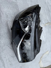 Load image into Gallery viewer, Frontscheinwerfer VW Transporter 7E1941016AD Rechts Scheinwerfer Headlight SCH7627246622nw