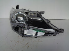 Laden Sie das Bild in den Galerie-Viewer, Frontscheinwerfer Toyota Auris 81110-02E21 LED Rechts Scheinwerfer Headlight