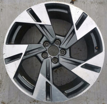 Load image into Gallery viewer, 1x Alufelge 20 Zoll 9.0" 5x112 38ET Glanz Silber 4KE601025T Audi E-Tron Mg FEL1087742345lc