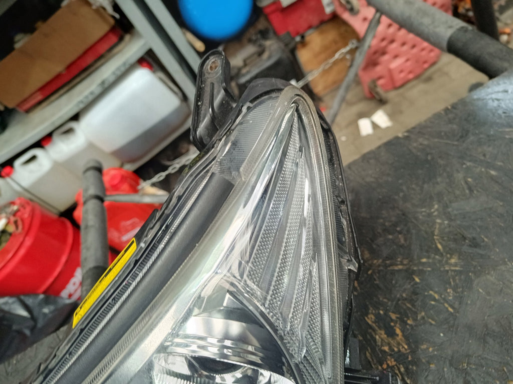 Frontscheinwerfer Toyota 81170-42540 Links Scheinwerfer Headlight SCH1374432102xn