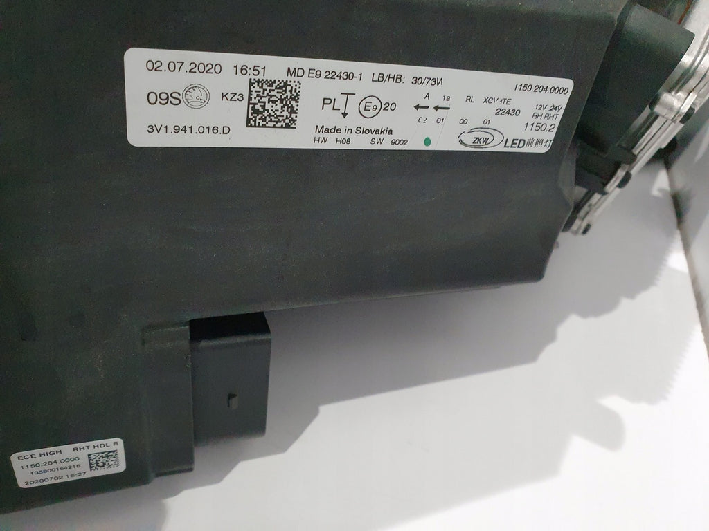 Frontscheinwerfer Skoda Superb III 3V1941016D LED Rechts Scheinwerfer Headlight