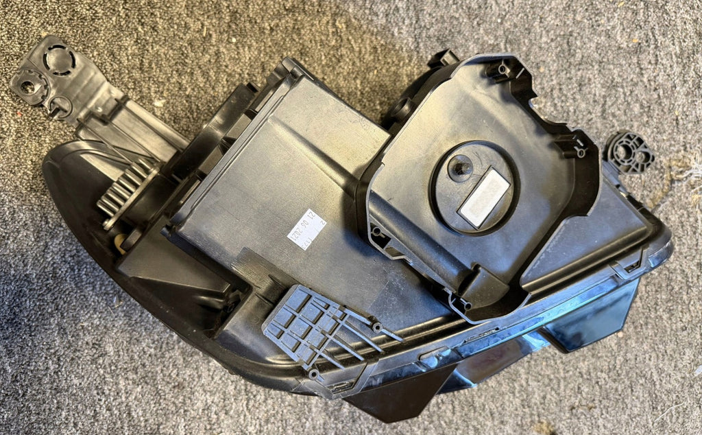 Frontscheinwerfer Opel Grandland X YP00162880 240620 Links Headlight SCH4077596432cu