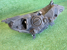 Laden Sie das Bild in den Galerie-Viewer, Frontscheinwerfer Opel Astra 39158005 Links Scheinwerfer Headlight SCH6596737356vy