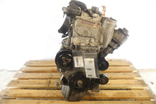 Laden Sie das Bild in den Galerie-Viewer, Motor Skoda Roomster BTS 1.6 103PS 77kW 2009 Benzin Engine Unkomplett MOT7135181858jc