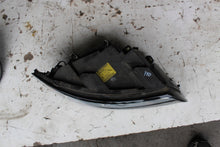 Load image into Gallery viewer, Frontscheinwerfer Volvo V50 Rechts Scheinwerfer Headlight SCH9358845467yx