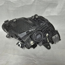 Laden Sie das Bild in den Galerie-Viewer, Frontscheinwerfer Mercedes-Benz W205 A2059067905 Full LED Links Headlight SCH1979948464sd