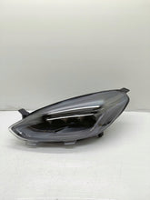 Laden Sie das Bild in den Galerie-Viewer, Frontscheinwerfer Ford Fiesta I H1BB-13E015-CE LED Links Scheinwerfer Headlight SCH3816381617zi