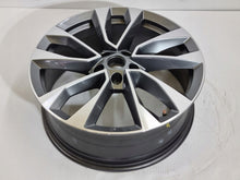 Laden Sie das Bild in den Galerie-Viewer, 1x Alufelge 18 Zoll 7.0" 5x112 43ET 565601025AK Skoda Rim Wheel FEL6338930086rr