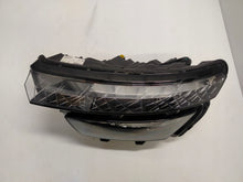 Laden Sie das Bild in den Galerie-Viewer, Frontscheinwerfer Skoda Kamiq 658941015 LED Links Scheinwerfer Headlight SCH3887441012wd