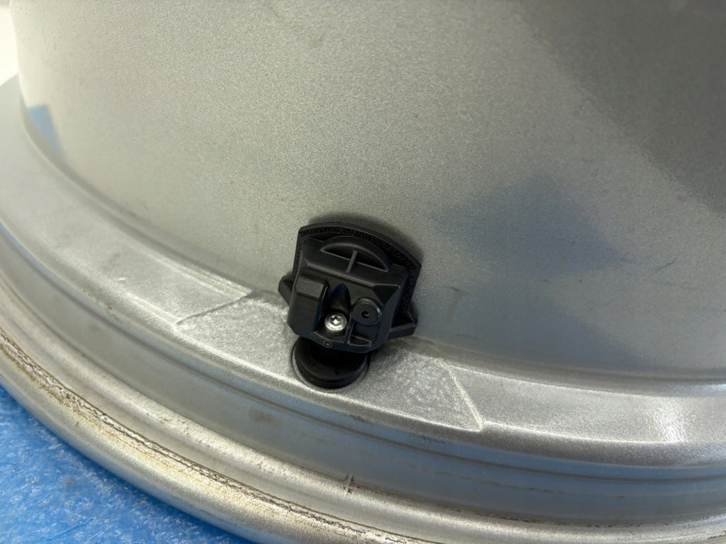 1x Alufelge 18 Zoll 8.0" 5x108 45ET K8D2-1007-NA Land Rover Sport Discovery I FEL3031372711ln