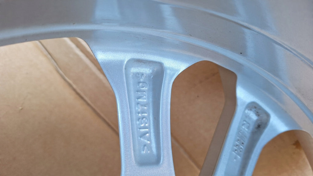 1x Alufelge 17 Zoll 7.0" 4x108 37 5ET Silber GN15-F4B Ford Fiesta Ecosport