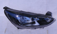 Load image into Gallery viewer, Frontscheinwerfer Ford Focus MX7B-13E014-CC MX7B13E014CC LED Rechts Headlight