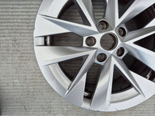 Load image into Gallery viewer, 1x Alufelge 17 Zoll 7.0" 5x112 46ET Silber 5E3601025 Skoda Octavia 5e3 Iv FEL5140892740jp