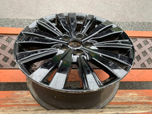 Laden Sie das Bild in den Galerie-Viewer, 1x Alufelge 18 Zoll 7.0&quot; 5x114.3 38ET 4250F623 Mitsubishi Outlander Iii