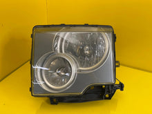 Laden Sie das Bild in den Galerie-Viewer, Frontscheinwerfer Land Rover Range III L322 XBC000490 Halogen Links Headlight SCH6289066635lh