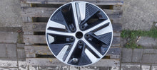 Laden Sie das Bild in den Galerie-Viewer, 1x Alufelge 16 Zoll 6.5&quot; 5x114.3 45ET Glanz Silber 52910-12800 Kia Rim Wheel