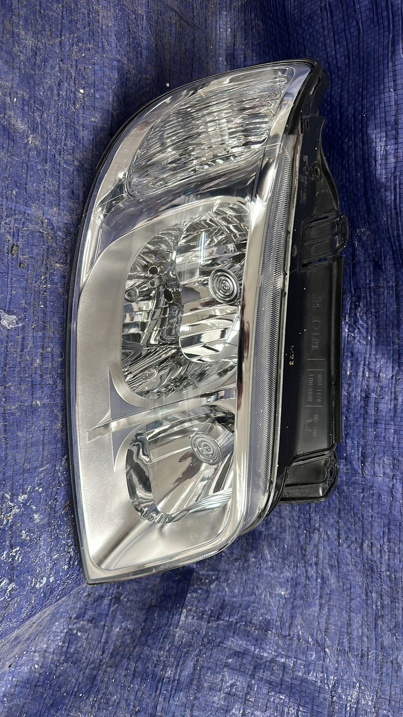 Frontscheinwerfer Hyundai Matrix Rechts Scheinwerfer Headlight SCH2499342197tk