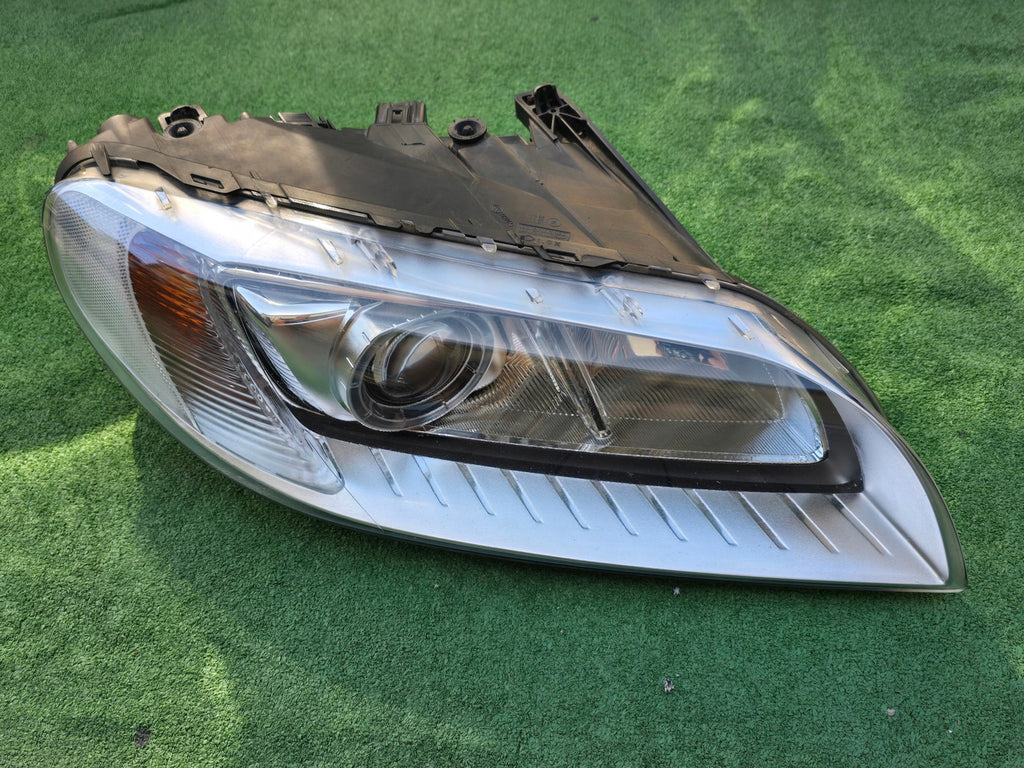 Frontscheinwerfer Volvo Xc70 31420014 Xenon Rechts Scheinwerfer Headlight SCH7590821146wn