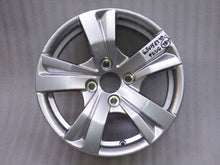 Laden Sie das Bild in den Galerie-Viewer, 1x Alufelge 15 Zoll 6.5&quot; 4x108 20ET Glanz Silber Peugeot 2008 Rim Wheel