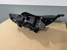 Load image into Gallery viewer, Frontscheinwerfer Hyundai I30 III Rechts Scheinwerfer Headlight SCH3628336660ca