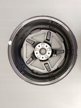 Load image into Gallery viewer, 1x Alufelge 18 Zoll 7.5" 5x114.3 55ET 52910-G4CA0 Hyundai I30 Iii Rim Wheel FEL7964612956zj
