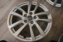 Laden Sie das Bild in den Galerie-Viewer, 4x Alufelge 17 Zoll 6.0" 5x112 48ET Glanz Silber 8V0601025DH Audi Super FEL3217108584xg