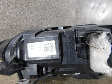 Load image into Gallery viewer, Frontscheinwerfer VW Golf VII Sportsvan Xenon Rechts Scheinwerfer Headlight SCH1916101170jz