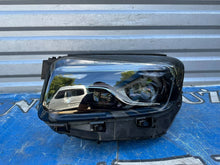Laden Sie das Bild in den Galerie-Viewer, Frontscheinwerfer Mercedes-Benz Glb X247 A2479067903 Links Headlight SCH9163533586gx