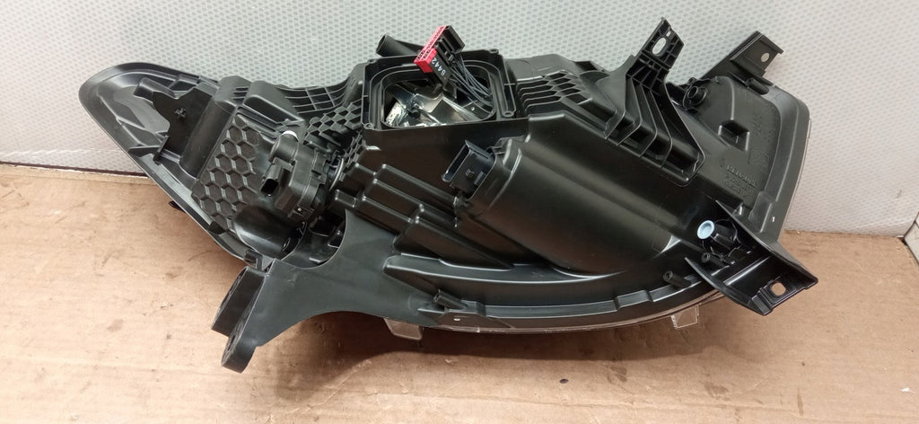 Frontscheinwerfer Renault Captur 260609454R JK62-13W029 LED Rechts oder Links SCH6526690369lj