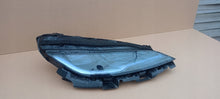 Laden Sie das Bild in den Galerie-Viewer, Frontscheinwerfer Tesla 1760889-00-E 1802471-31-D Rechts Scheinwerfer Headlight