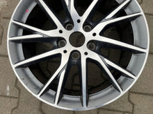 Laden Sie das Bild in den Galerie-Viewer, 1x Alufelge 17 Zoll 7849122 BMW 2 F22 1 F21 F23 F20 Rim Wheel FEL3156586369sc