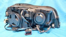 Load image into Gallery viewer, Frontscheinwerfer Volvo Xc90 89910431 Xenon Links Scheinwerfer Headlight
