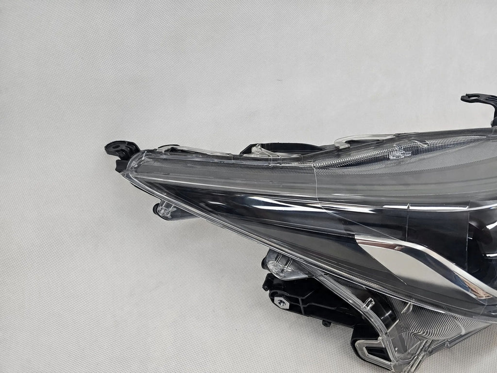 Frontscheinwerfer Toyota Corolla 81110-2T31-00 Rechts Scheinwerfer Headlight