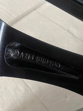 Laden Sie das Bild in den Galerie-Viewer, 1x Alufelge 18 Zoll 9.0" 5x112 53ET A2134010400 Mercedes-Benz W213 Rim Wheel FEL8719712938ws