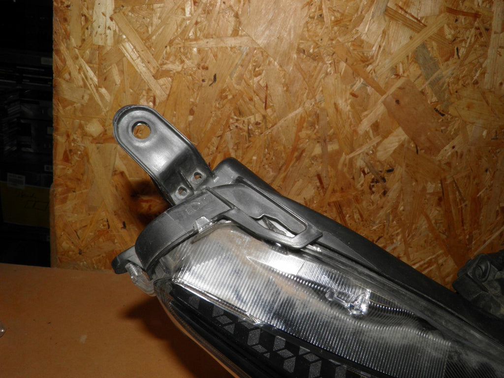 Frontscheinwerfer Toyota 4 IV Yaris 81130-K0060 Rechts Scheinwerfer Headlight