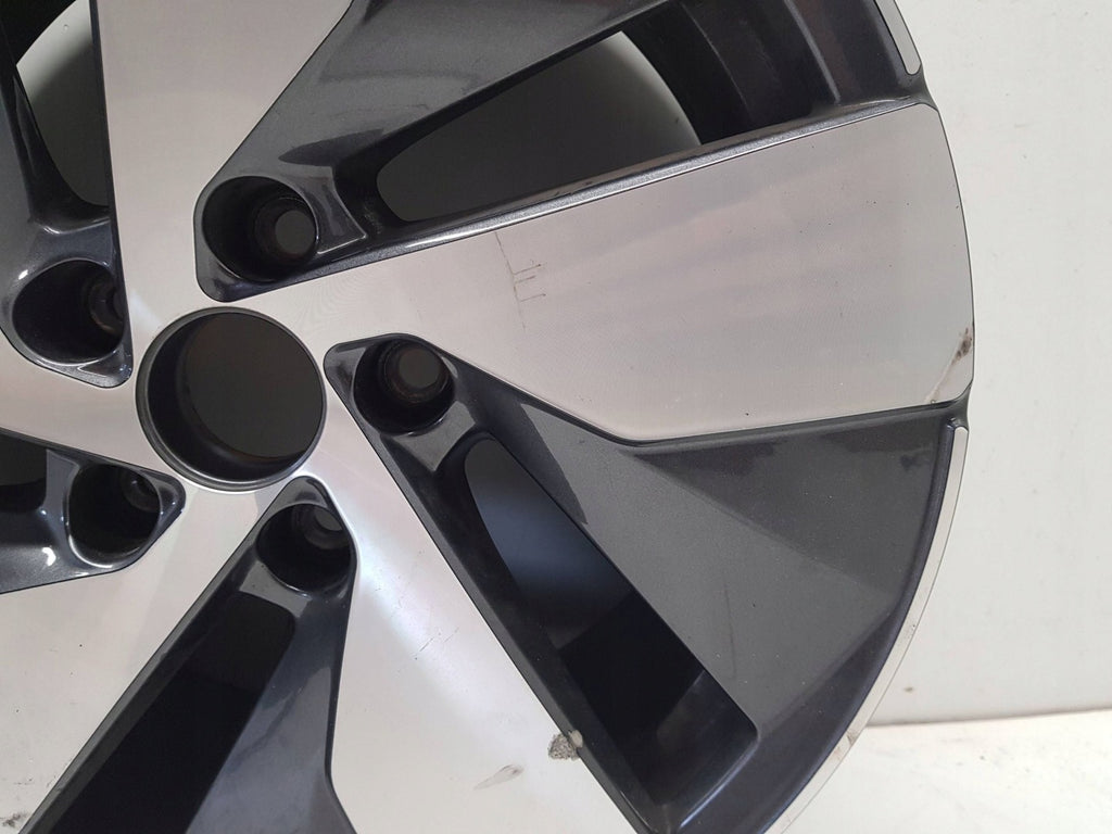 1x Alufelge 17 Zoll 3J0601025K VW Passat Rim Wheel FEL7874690622ol