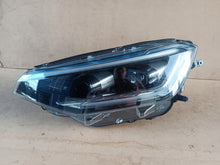 Laden Sie das Bild in den Galerie-Viewer, Frontscheinwerfer VW Taigo 2G7941035A Full LED Links Scheinwerfer Headlight