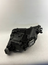 Laden Sie das Bild in den Galerie-Viewer, Frontscheinwerfer Skoda Superb III 3V1941016D LED Rechts Scheinwerfer Headlight SCH6841696731jj