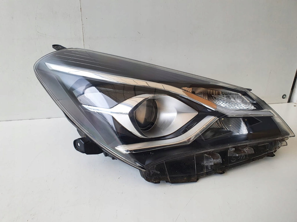 Frontscheinwerfer Toyota Yaris Rechts Scheinwerfer Headlight