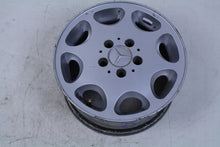 Laden Sie das Bild in den Galerie-Viewer, 1x Alufelge 15 Zoll 7.0&quot; 5x112 Mercedes-Benz W124 Rim Wheel