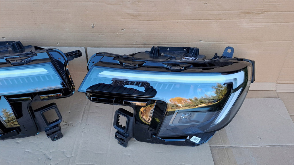 Frontscheinwerfer Ford R2KB-13E016 R2KB-13E017-CG Rechts Scheinwerfer Headlight SCH4509627826zv