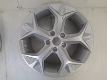 Load image into Gallery viewer, 1x Alufelge 17 Zoll 7.0" 5x112 45ET Glanz Silber 575071497H Seat Rim Wheel FEL6028536921lv