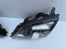Load image into Gallery viewer, Frontscheinwerfer Opel Vectra C Xenon Ein Satz Scheinwerfer Headlight SCH1987361727jh