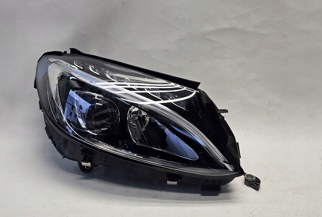 Frontscheinwerfer Mercedes-Benz W205 A2059062604 LED Rechts Headlight SCH6766789282rs