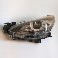 Laden Sie das Bild in den Galerie-Viewer, Frontscheinwerfer Mazda 2 Demio Links Scheinwerfer Headlight