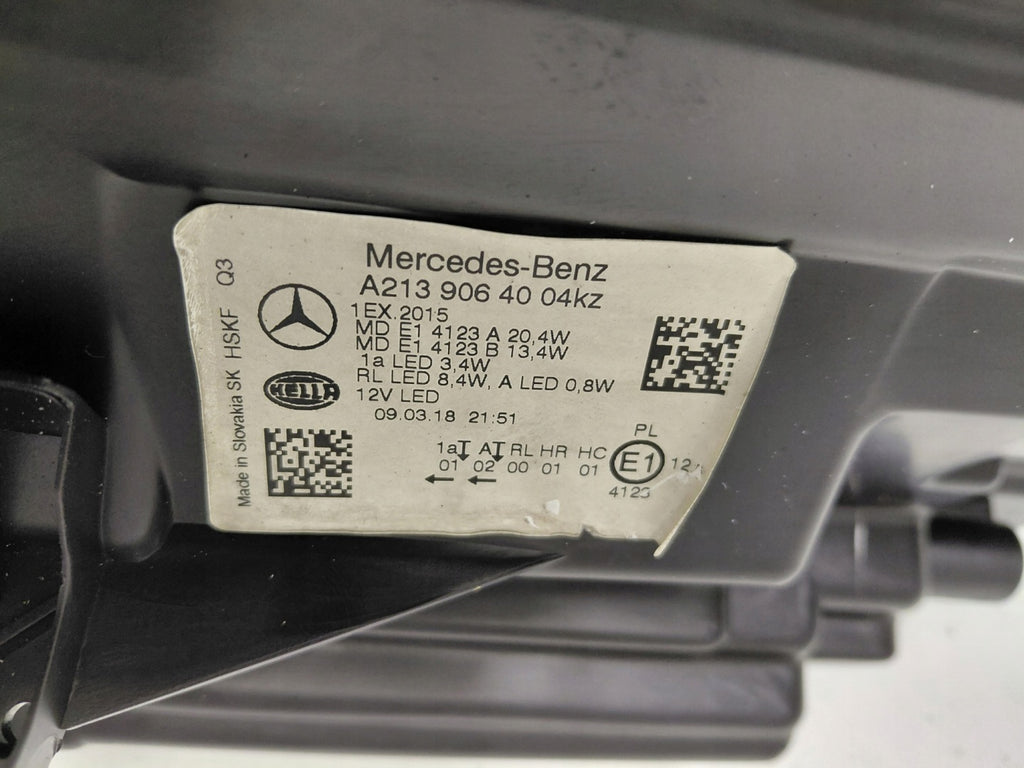 Frontscheinwerfer Mercedes-Benz W213 A2139064004 Full LED Rechts Headlight SCH8207826550lq