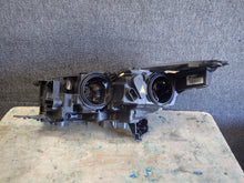 Laden Sie das Bild in den Galerie-Viewer, Frontscheinwerfer Ford Kuga GV41-13W030-AH Rechts Scheinwerfer Headlight