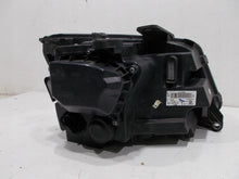 Laden Sie das Bild in den Galerie-Viewer, Frontscheinwerfer VW Amarok 2H1941015AF Xenon Ein Stück (Rechts oder Links) SCH3724137747wp