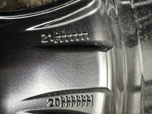 Laden Sie das Bild in den Galerie-Viewer, 1x Alufelge 18 Zoll 8.0" 5x112 43ET Glanz Schwarz A2134013700 Mercedes-Benz W213 FEL8508481613iw
