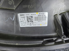 Load image into Gallery viewer, Frontscheinwerfer Dacia Duster 260603515R LED Ein Stück (Rechts oder Links)